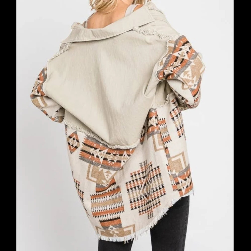 Boho Aztec Button Down Jacket New - Picture 5 of 7